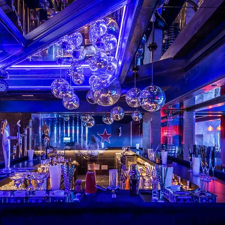 Puente Romano Beach Готель 5*