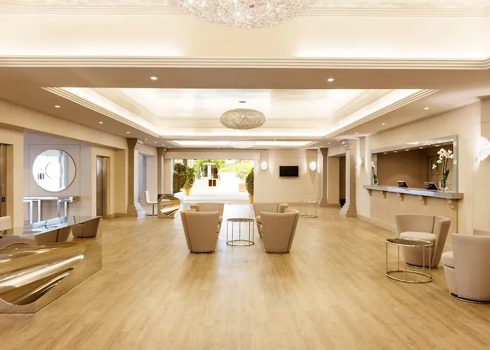 Hotel Puente