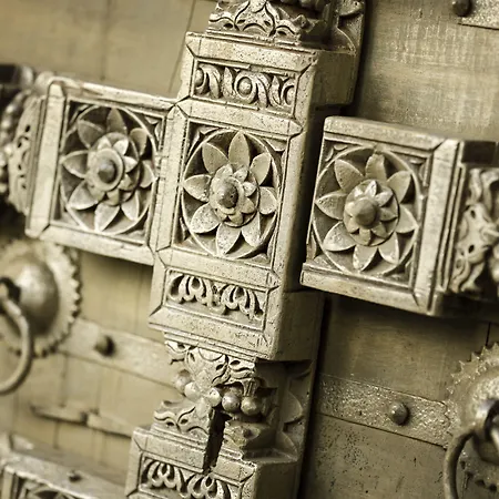 Puente 5* Μαρμπέλλα